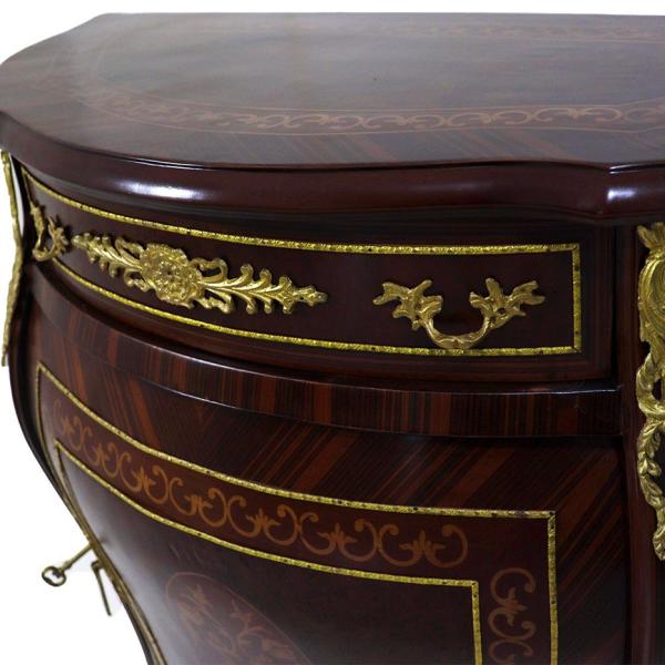 MACE Heritage – Barocke Kommode aus Massivholz mit Messingbeschlägen und geschwungener Front