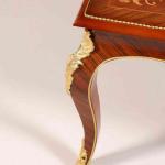 MACE - Exquisite Louis XV-style coffee table - Elegant curves - high quality materials for your living room