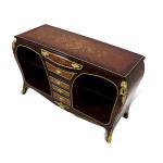 MACE Heritage - Barock TV-Tisch - Farbe Braun - Messing - Fünf Schubladen - Zwei Einlegeböden - Intarsien - Barockmöbel - 116cm Breite