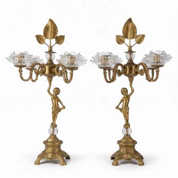 MACE Heritage – Engel-Kandelaber Set aus massivem Messing in Antikgold mit Glasblüten