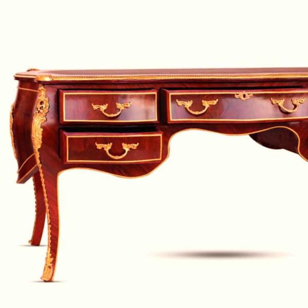 MACE Heritage - Schreibtisch Louis XV. Stil, mit eingefasster Lederschreibunterlage und hochwertigen Kupferverzierung