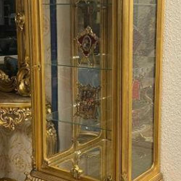 MACE-Barock-Goldvitrine-Drei Glasböden-Eine Schublade-Spiegelrückwand-Klassische Möbel- Wohnzimmer und Flur-210cm