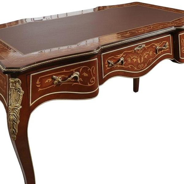 Luxuriöser Schreibtisch im Barockstil - Braun - Messing - Drei Schubladen - Arbeitsplatte aus Kunstleder - Intarsien - Büromöbel - MACE