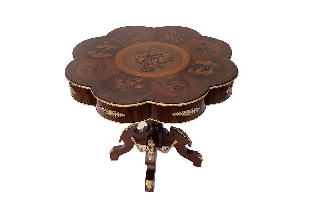 MACE Heritage - Table d’appoint Louis XV / baroque – laiton, marqueterie, blanc, rouge, brun – Ta-41