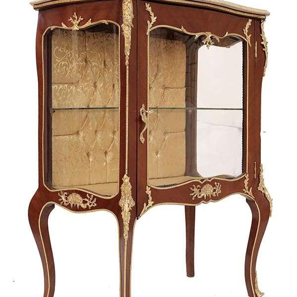 MACE Heritage - Buffet Louis XV / Rococo – marbre, verre, capitonné, beige, cuivré