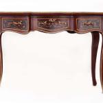 Luxeriöser Barockschreibtisch im Stil von Louis XVI mit wunderschöner Intarsienarbeit