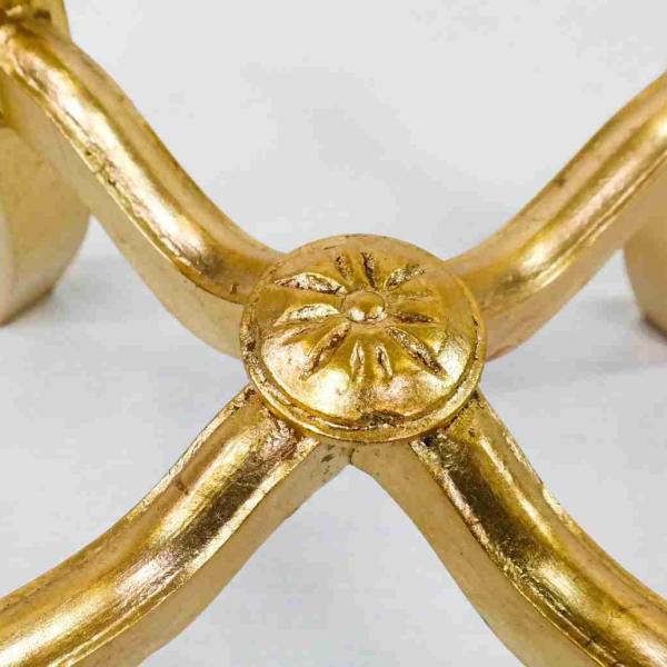 MACE Heritage - Table d’appoint Louis XVI / baroque – marbre, feuille d’or, rouge, beige, doré