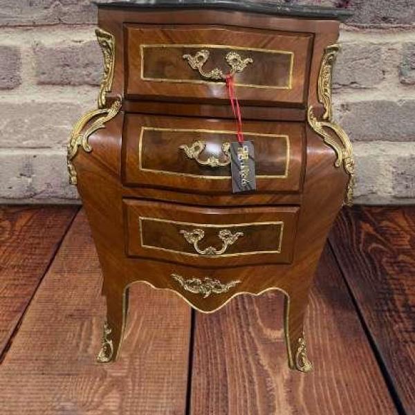 MACE Heritage - Commode baroque – marbre, laiton, noir, rouge, brun