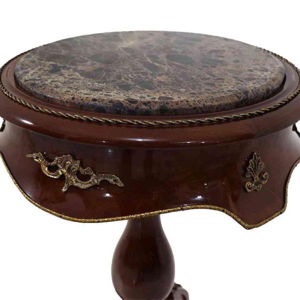 MACE Heritage - Brauner barocker Beistelltisch - Oberfläche aus Marmor - Massivholz - Handgefertigt - Runde Form mit Wellenkanten - Messing