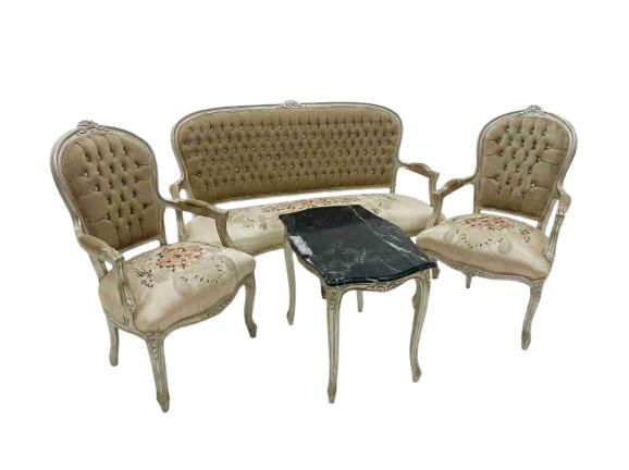 Barocke Salongarnitur - Stil Louis XVI - Farbe Champagner - Dreisitzer-Sofa+Zwei Sessel+Coffeetable - MACE