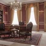 MACE Heritage – Barocker Executive-Bürosessel mit Antik-Messingakzenten, Kunstlederpolsterung und Hochglanz-Holzfurnier