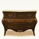 MACE Heritage-Barock Kommode-Braun Farbe-Messing- Vier Schubladen- Beige Marmorplatte- Intarsien -140cm