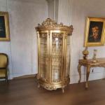 Barock-Rokoko-Vitrinen-Vitrinenschrank - klassische Möbel - Farbe Gold - runde Form - Vitrine - Wohnzimmermöbel - vier Regale - 205 cm - MACE