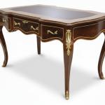 MACE Heritage – Louis XV Baroque Desk in Wood with Brass, 3 Drawers, Leather-Style Top