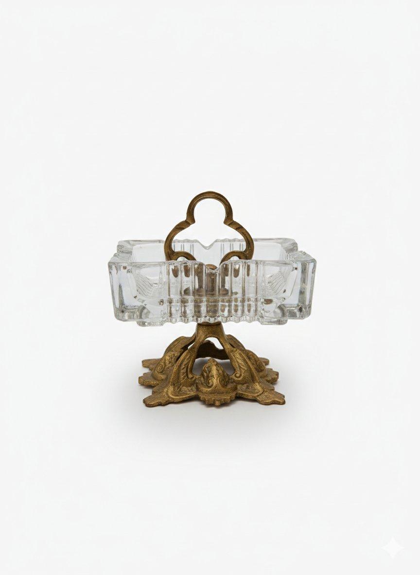 MACE Heritage – Barocker Aschenbecher aus Glas und Messing, handgefertigt, quadratische Form